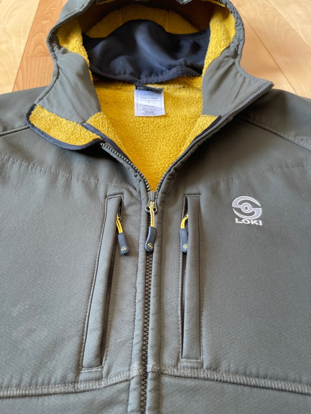 Loki Softshell Hooded Jacket - Picture 3 of 10